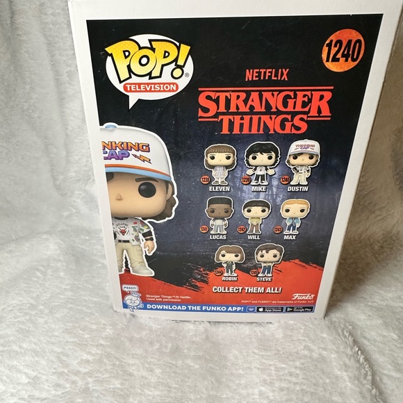 Dustin Funko Pop #1240 Stranger Things - Picture 4 of 8